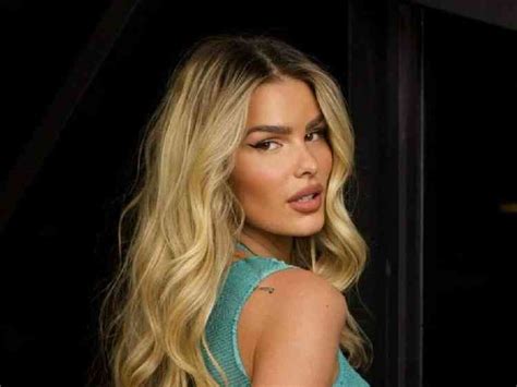 yasmin gonçalves nua|3 vezes que Yasmin Brunet, do BBB 24, apareceu pelada.